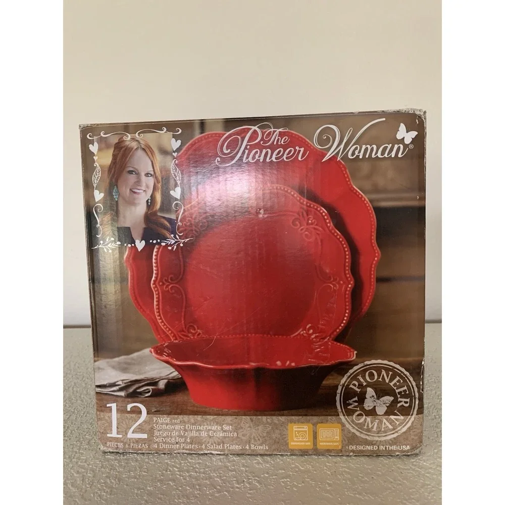 The Pioneer Woman Paige 12 Piece Stoneware  Dinnerware Set Red New In Box